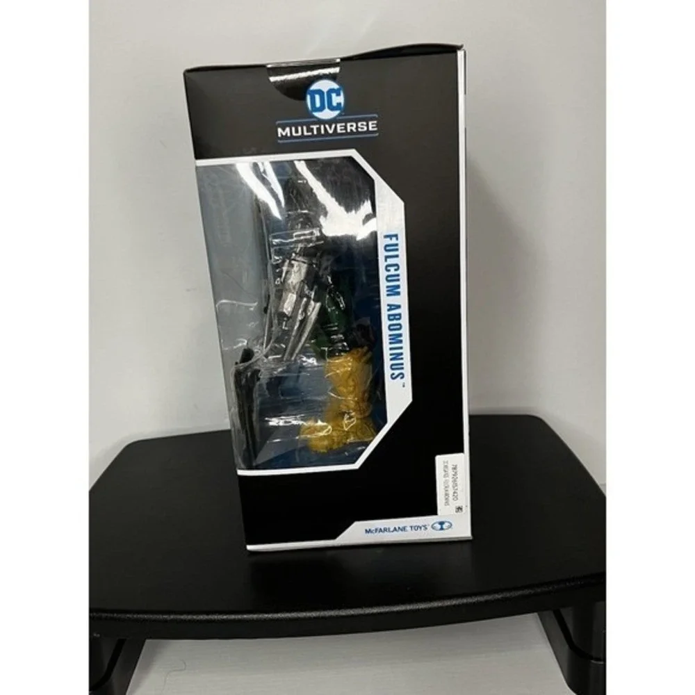 McFarlane DC Multiverse Fulcum Abominus‎ Megafig Dark Nights Metal